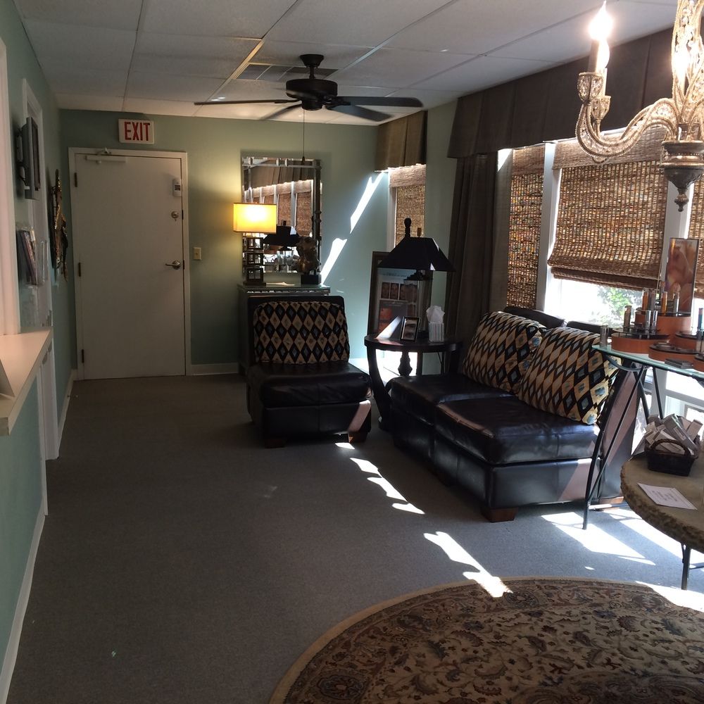 106 Ridgeway St, Hot Springs National Park, AR 71901